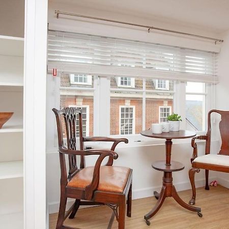 1 Perfectly Located Stylish, Comfortable Apartment Сидмаут Экстерьер фото