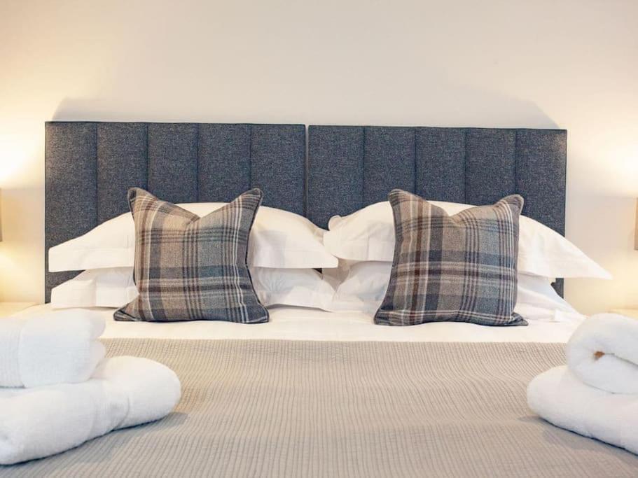 1 Perfectly Located Stylish, Comfortable Apartment Сидмаут Экстерьер фото